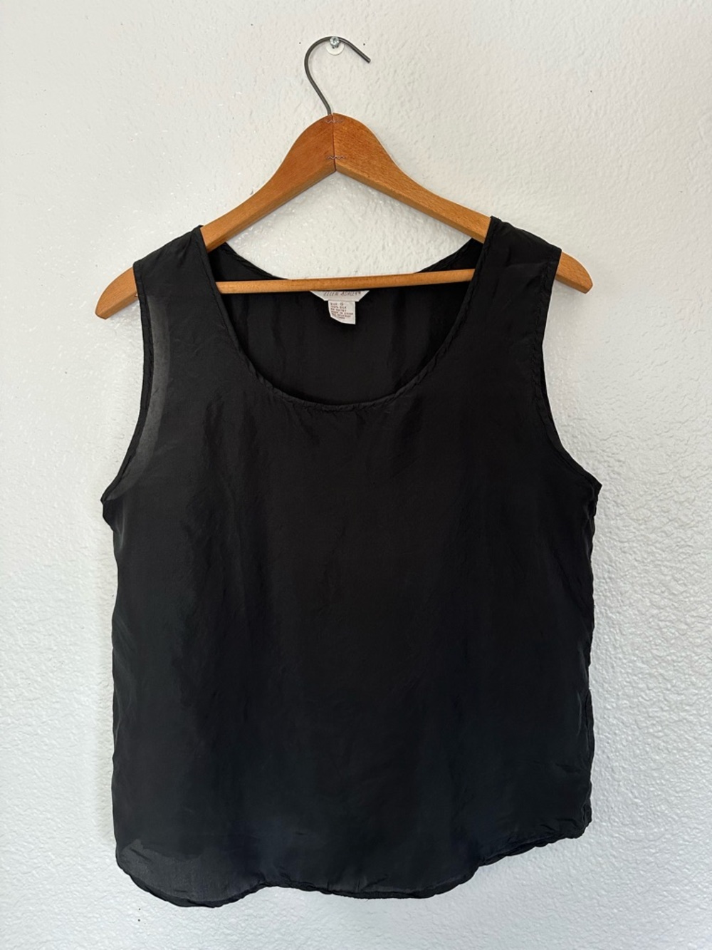 Silk Black Sleeveless Scoop Neck Women's Top